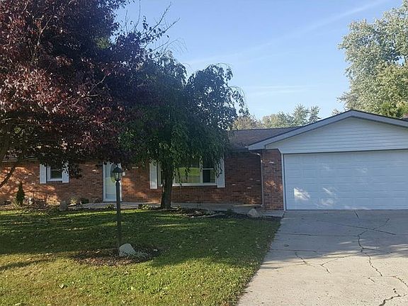 2nd image of 8606 W Lone Beech Dr