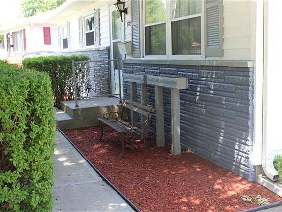 3rd image of 1713 S Drexel Ave