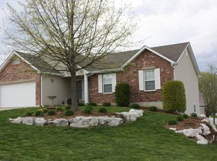 205 Hanover Ct, Troy, MO 63379