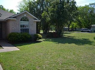 401 E Fawnridge Dr, Austin, TX 78753