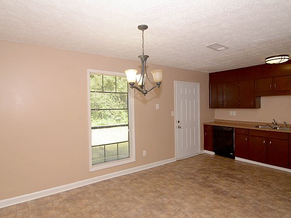4th image of 3436 Estes Park Dr