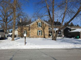 599 Independence Ave, Chaska, MN 55318