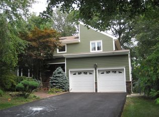 44 Thomas Dr, Manalapan, NJ