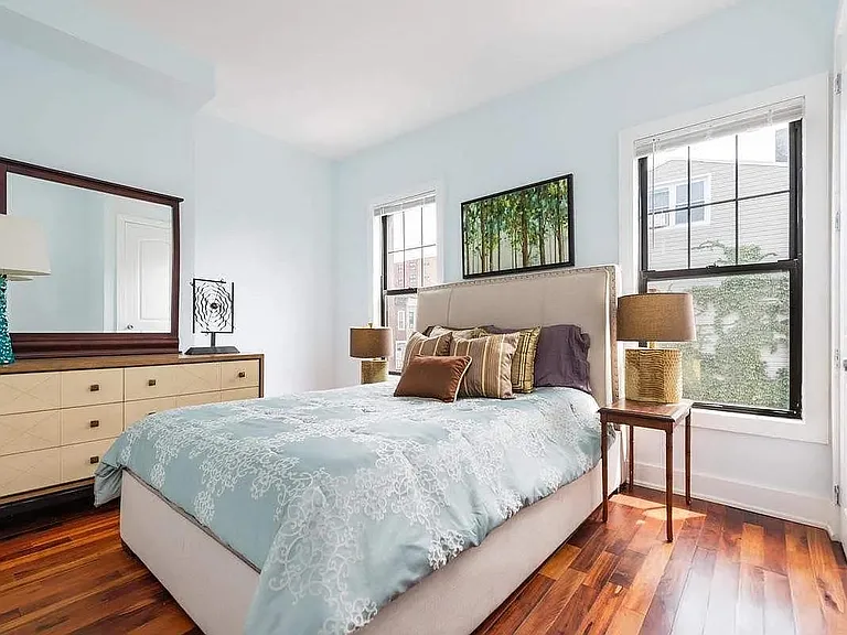 806 Herkimer St #PARLOR — Photo 4