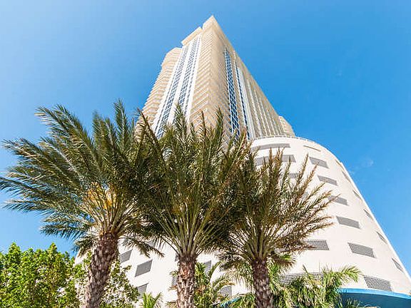 4th image of 16699 Collins Ave APT 2209