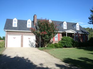 2000 Julian Ln, Clayton, NC 27520