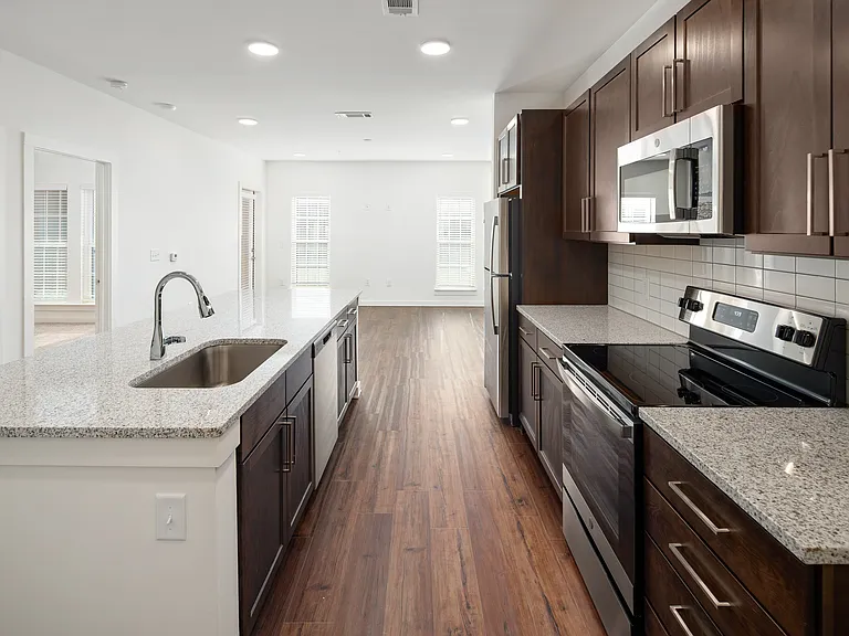 Station 75 Apartments at McDonough — Photo 15