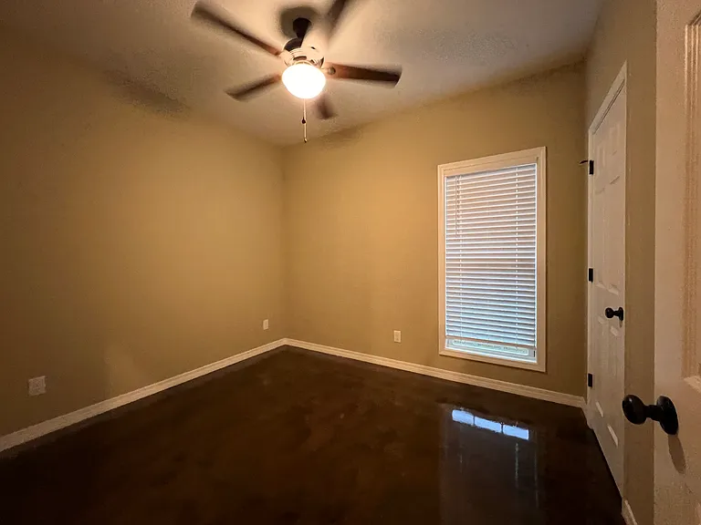 33048B Stables Dr — Photo 12
