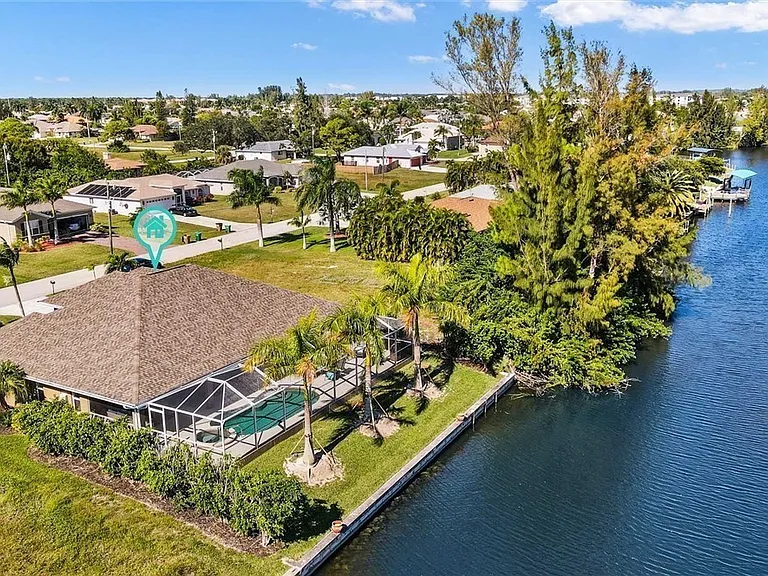 4131 SW 17th Pl — Photo 25