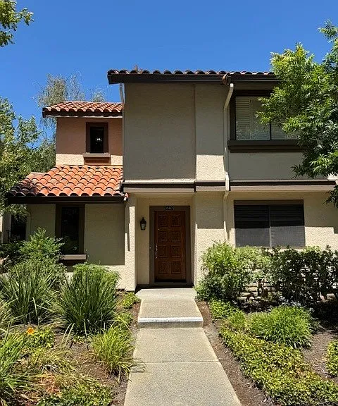 640 Preakness Dr — Photo 1