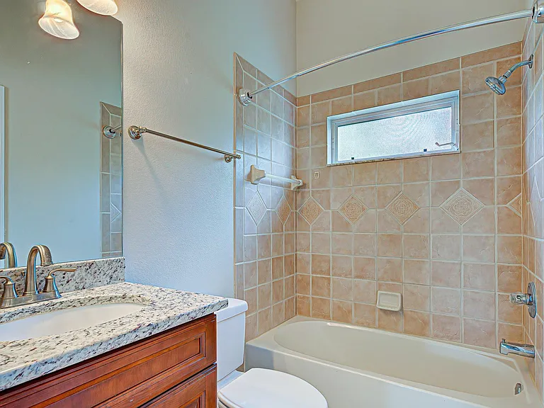 2nd bathroom