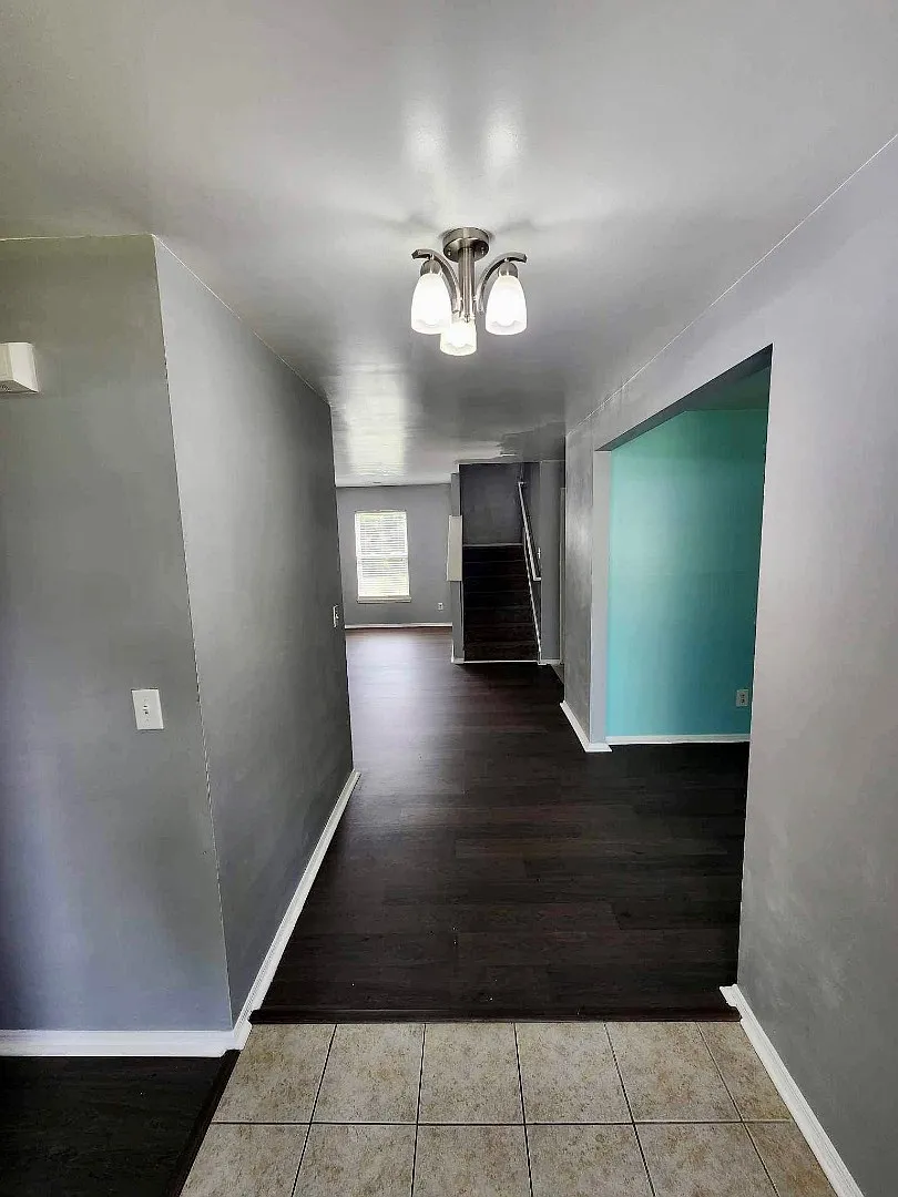 608 Twisted Willow Court — Photo 3