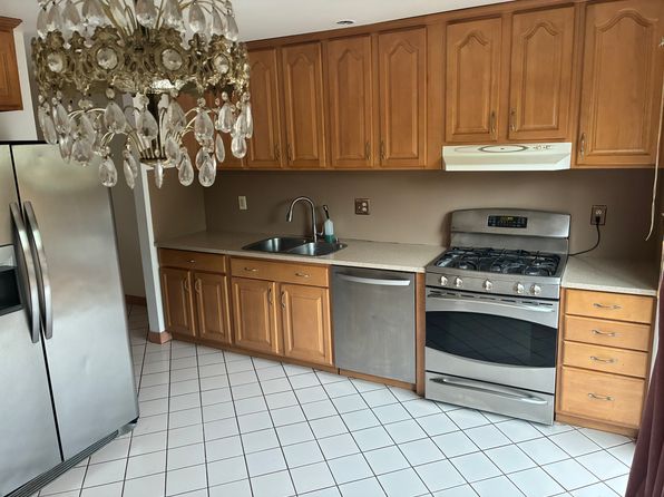 30 Pinehurst Ct #TOWNHOUSE, Reading, PA 19607