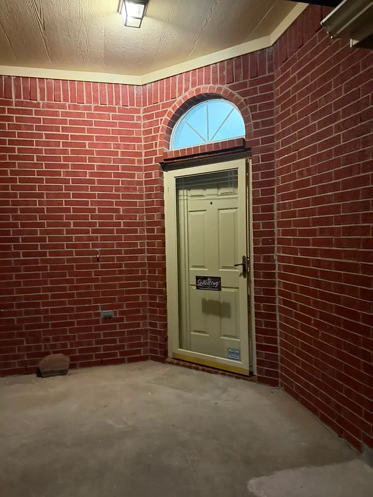 3 bed, 1564 sqft, $2,200 — Photo 1