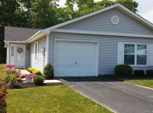 4 Whitney Ct, Brick, NJ 08724