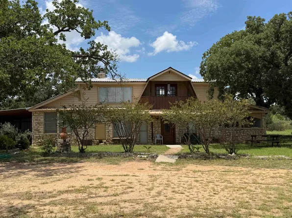 445 WOOD  FOREST DR, Kingsland, TX 78639