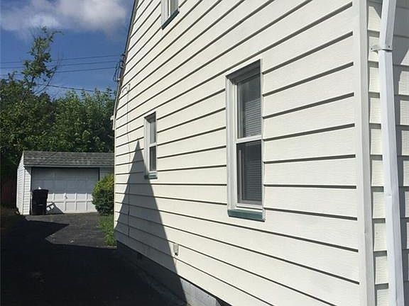 2nd image of 12916 Leeila Ave
