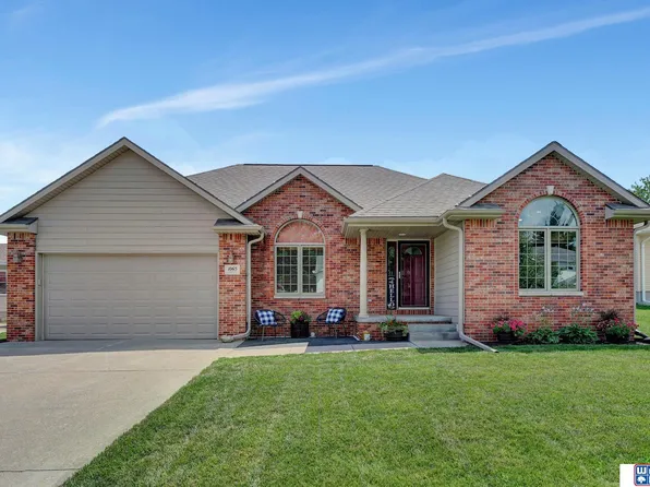 1065 Garden St, Bennet, NE 68317
