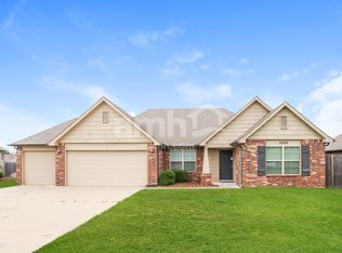 13506 S Nyssa Pl E, Glenpool, OK 74033