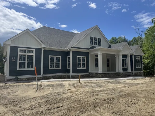 307 SE Main St Lot 9, Douglas, MA 01516