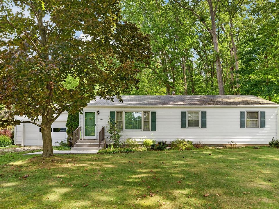 1st image of 1593 Vermilion Rd