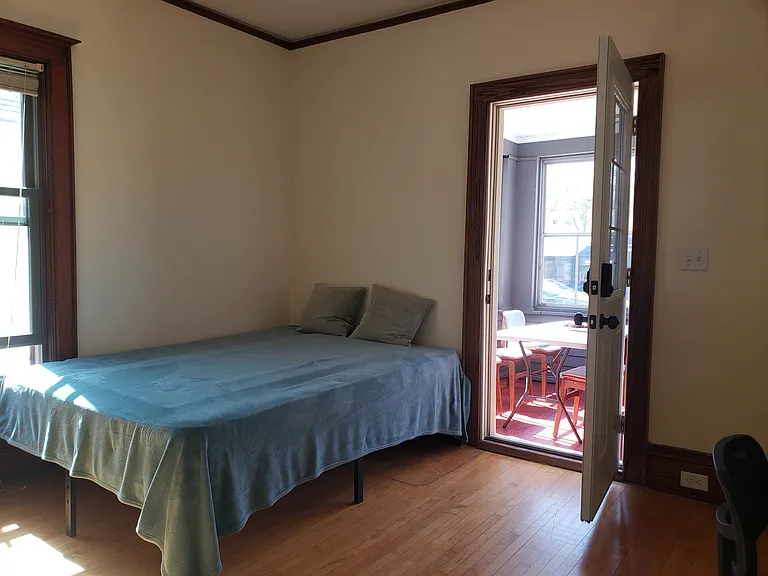 2125 E Washington Ave #1 — Photo 8