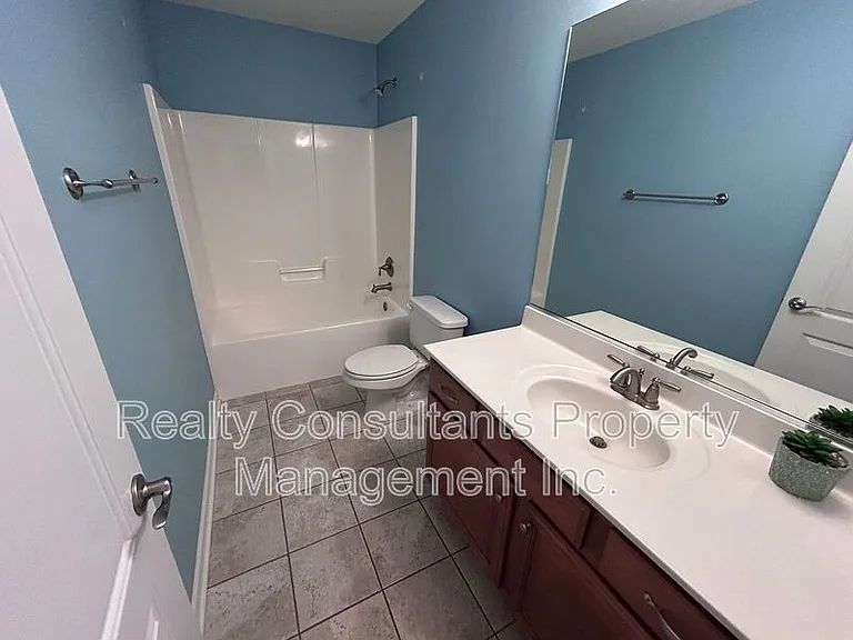 4540 Pebble Lake Dr — Photo 38