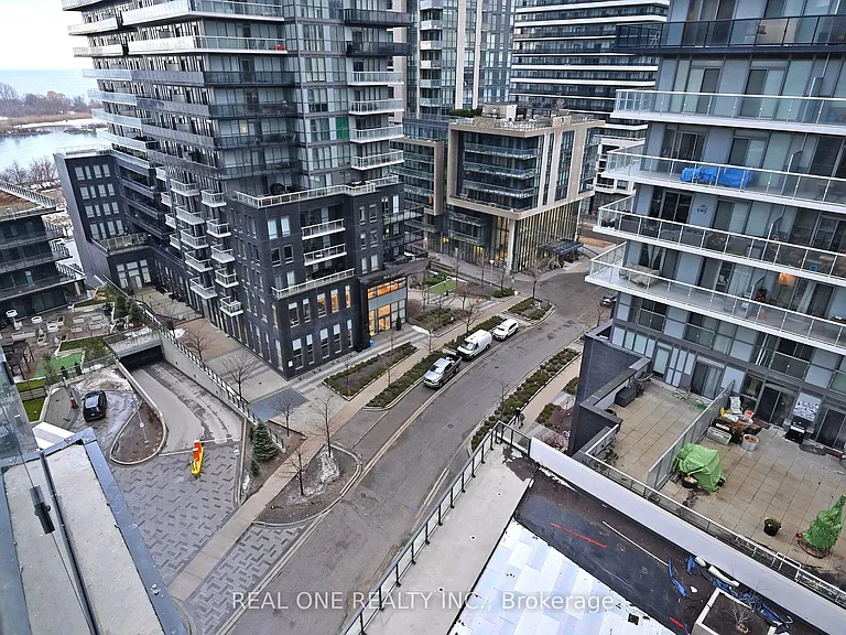 38 Annie Craig Dr #1005 — Photo 22