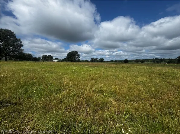 4758 Road Rd, Muldrow, OK 74948