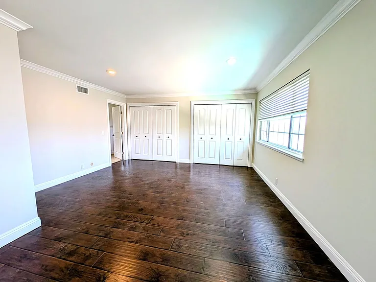5517 E Edgemar Ave — Photo 22