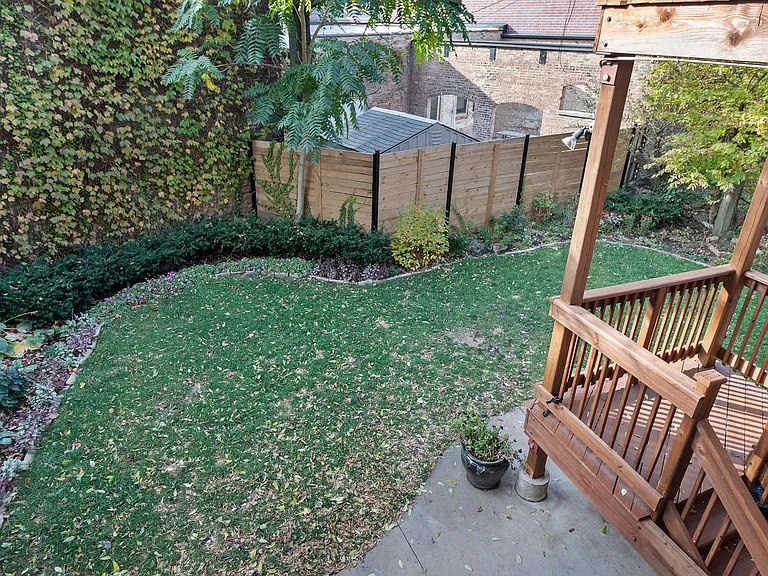 4022 N Clarendon Ave #201 — Photo 21
