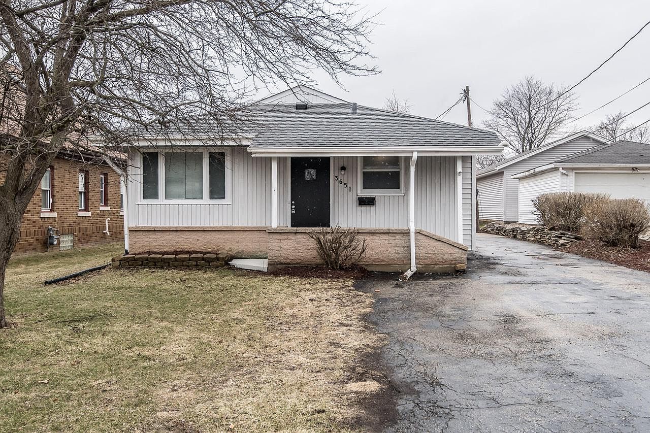 3651 South 92nd STREET, Milwaukee, WI 53228 | Zillow