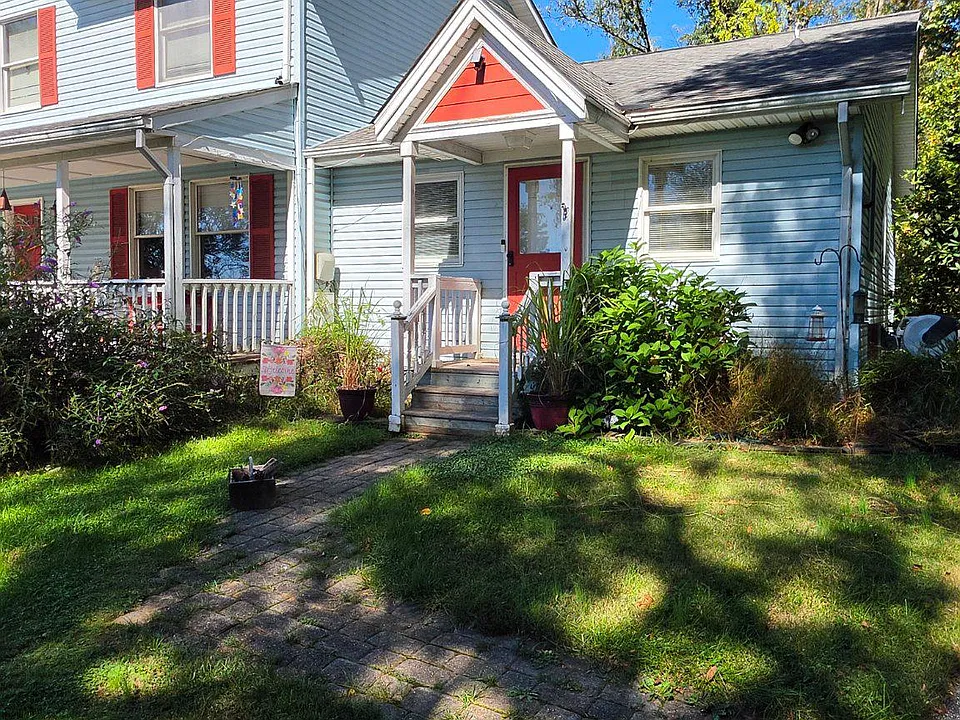 13220 Frederick Rd