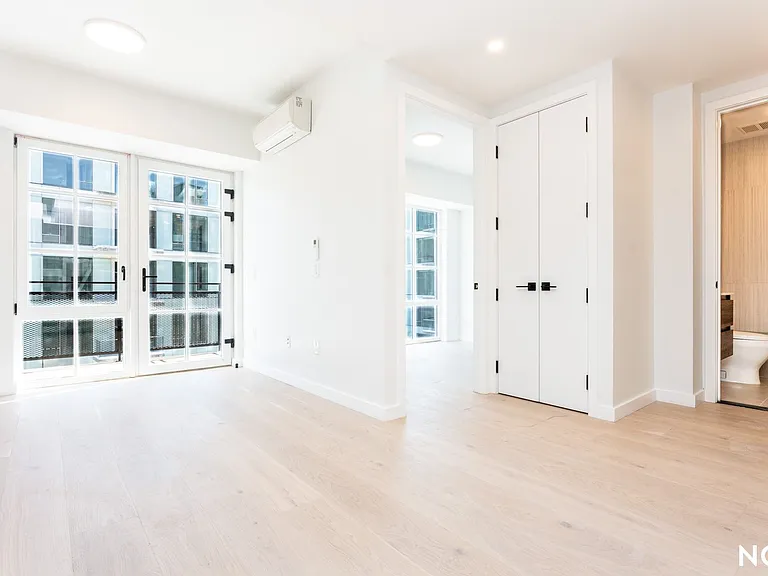 37-25 32nd St #3C — Photo 5