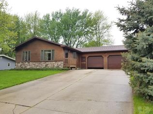 617 Kastner Dr, Holstein, IA 51025