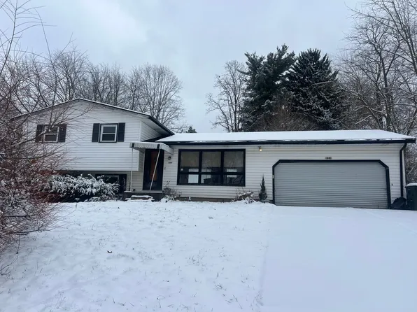 6880 Pinecrest St NE, Canton, OH 44721