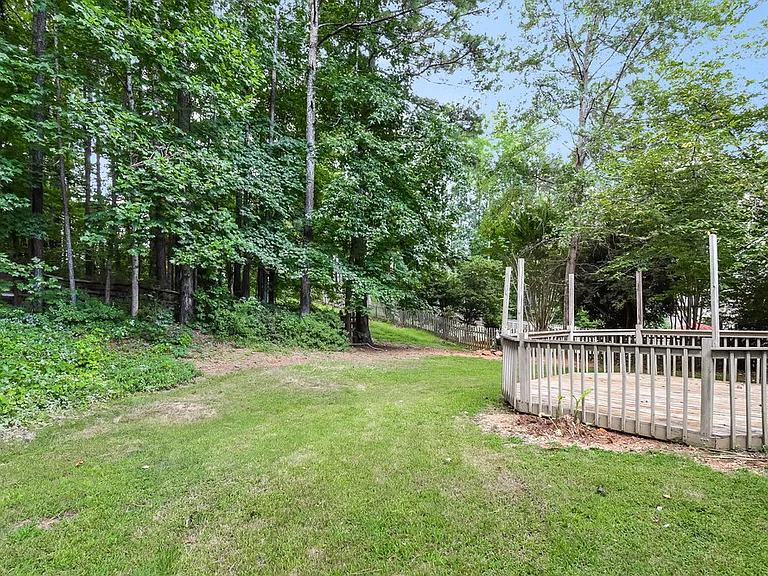 38 Wesley Dr — Photo 16