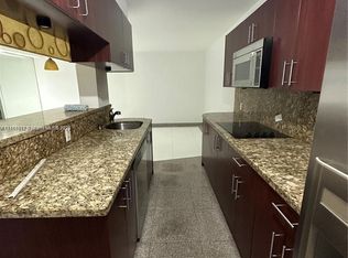L'solei At Hallandale Bea, Hallandale, FL 33009