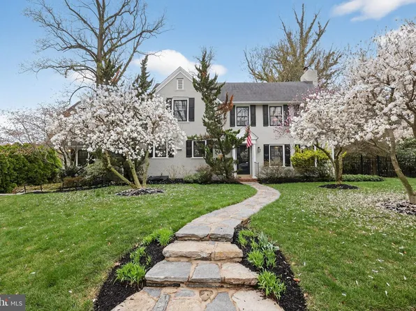 913 Twyckenham Rd, Media, PA 19063