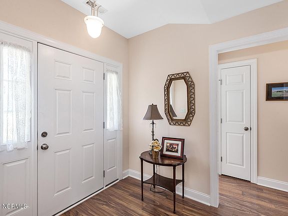 3rd image of 4968 Summerswell Lane