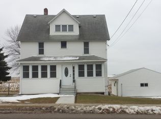 355 S Broadway, Alden, MN 56009