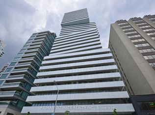 200 Bloor St W UNIT 803, Toronto, ON M5S0B1