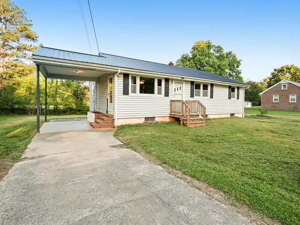 1560 Cumberland Rd, Farmville, VA 23901