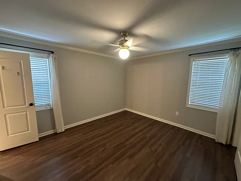 895 Barbara Lynn Dr — Photo 12