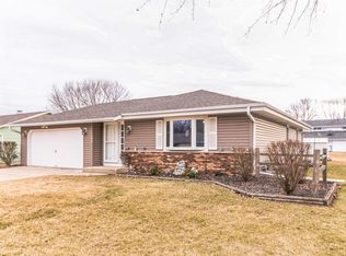 3336 La Mancha Dr, Janesville, WI 53546