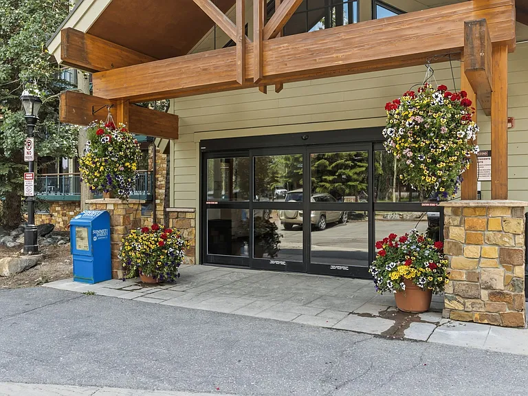 455 Village Rd #106BRECKENRIDGE — Photo 1
