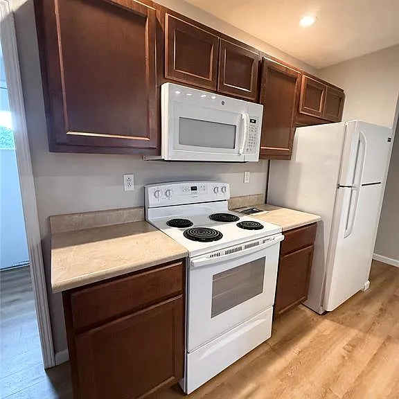 106 S High St #C — Photo 7