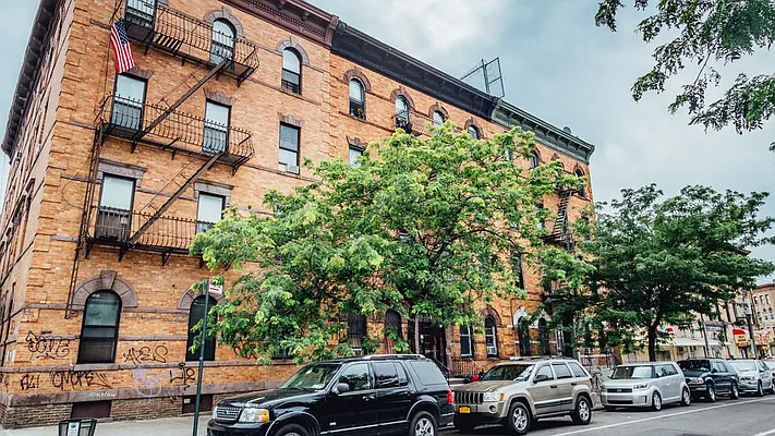 Rented by Nooklyn NYC LLC | media 10