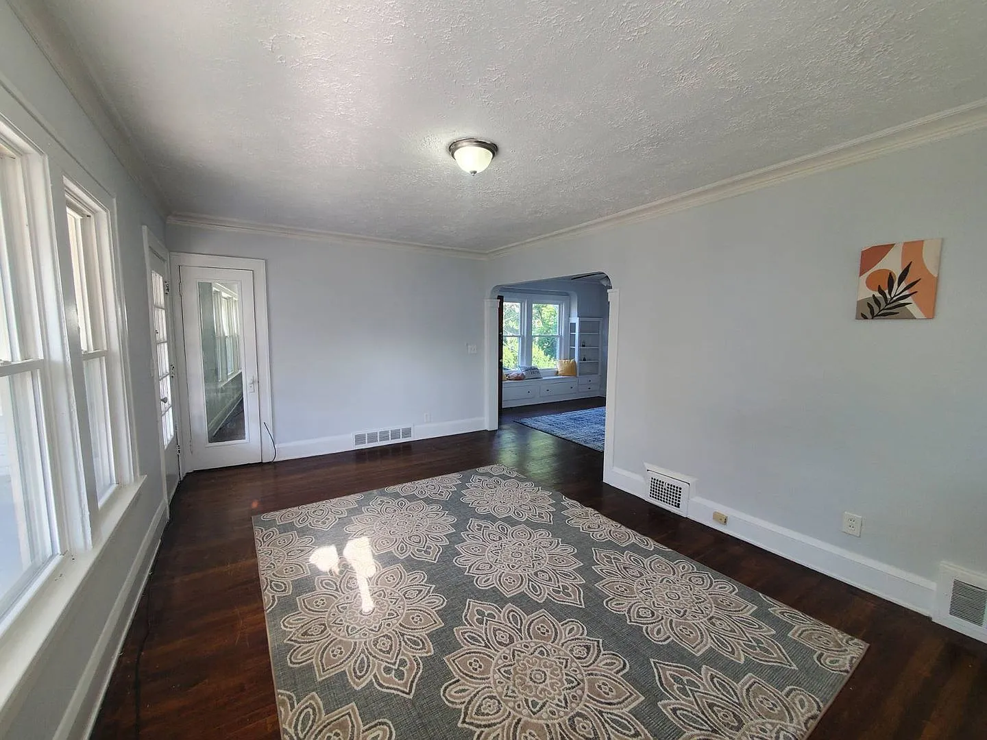 15711 Grovewood Ave — Photo 4
