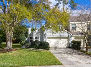 11297 Lake Mandarin Cir E, Jacksonville, FL 32223